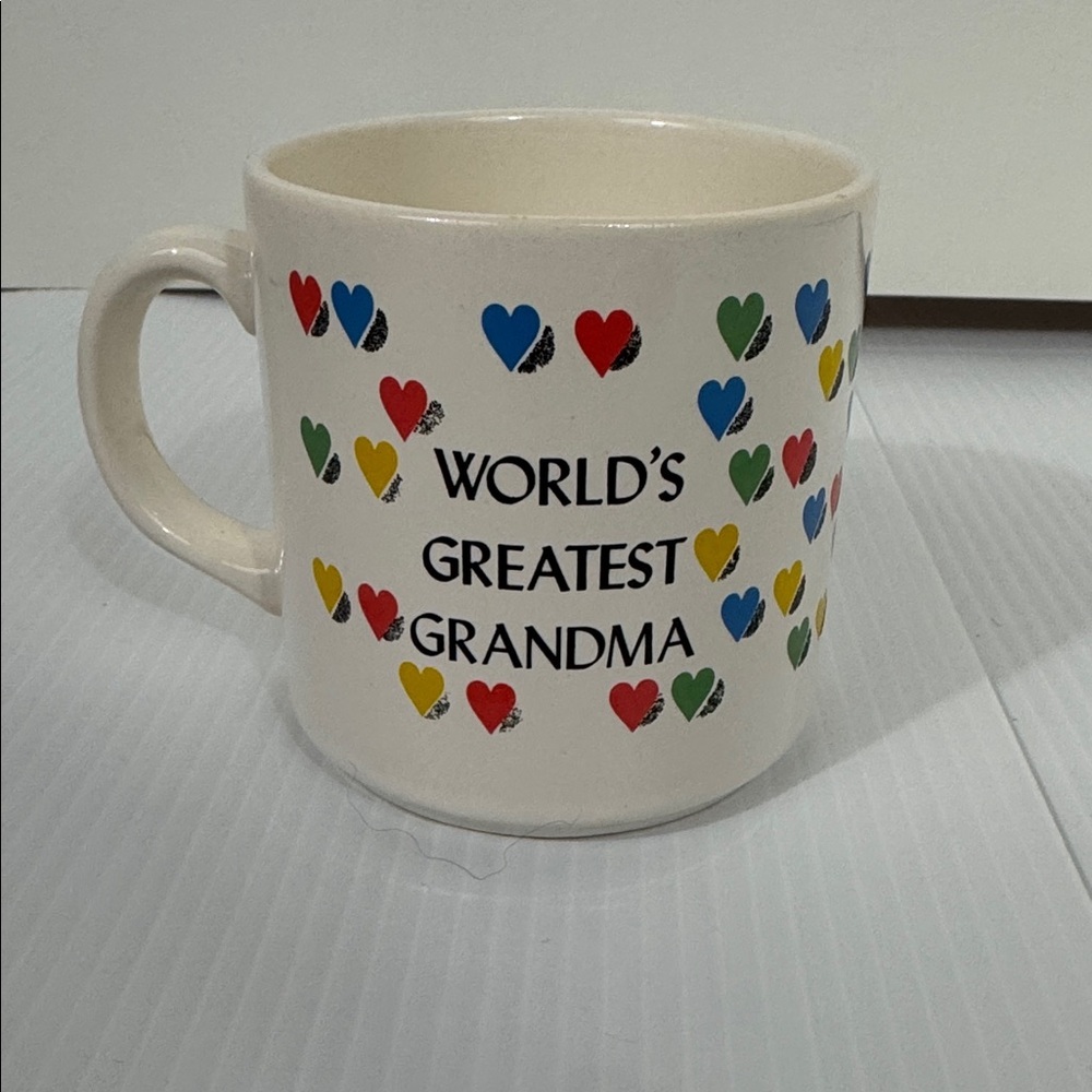 World’s Greatest Grandma Heart Patterned Mug